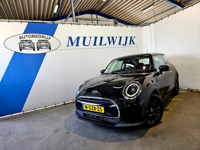 Mini COOPER 1.5 Business Edition / Camera / LED / Sfeer / NL Auto
