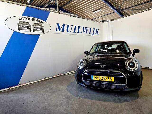 Mini COOPER 1.5 Business Edition / Camera / LED / Sfeer / NL Auto