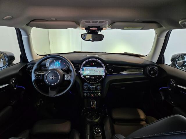 Mini COOPER 1.5 Business Edition / Camera / LED / Sfeer / NL Auto
