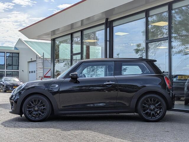 Mini COOPER 3-Deurs 1.5 | Automaat | All-season | Cruise control | Airco | Navi | Bluetooth