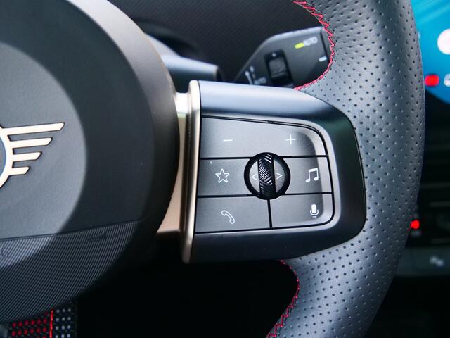 Mini COOPER 3-Deurs E 184 Pk John Cooper Works 40.7 kWh Panoramadak / Head-up / Winterpakket / Camera