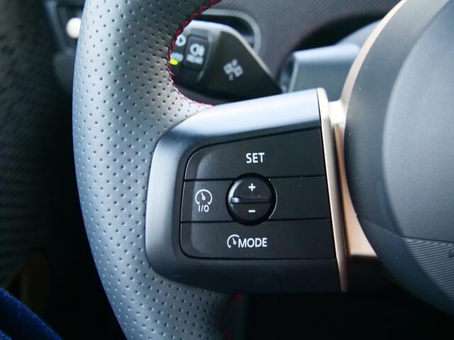 Mini COOPER 3-Deurs E 184 Pk John Cooper Works 40.7 kWh Panoramadak / Head-up / Winterpakket / Camera
