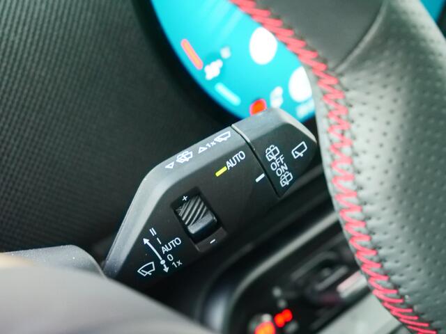 Mini COOPER 3-Deurs E 184 Pk John Cooper Works 40.7 kWh Panoramadak / Head-up / Winterpakket / Camera