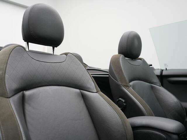 Mini COOPER Cabrio 1.5 Chili 136pk | Cruise Control | Keyless | Navigatie | LED Koplampen | 17"L.M |