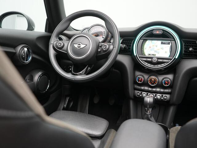 Mini COOPER Cabrio 1.5 Chili 136pk | Cruise Control | Keyless | Navigatie | LED Koplampen | 17"L.M |
