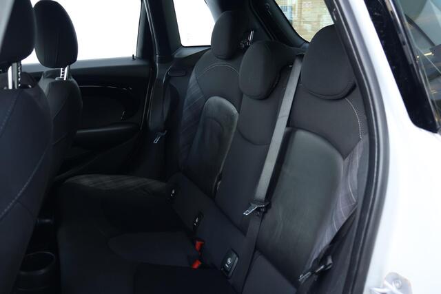 Mini COOPER 5-Deurs 1.5 Salt Business / PDC / 5 Drs