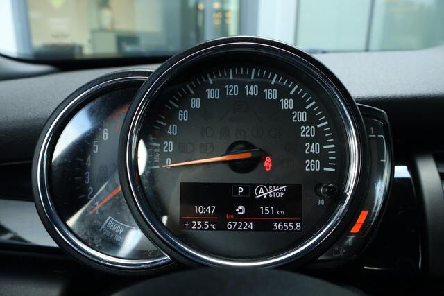 Mini COOPER 5-Deurs 1.5 Salt Business / PDC / 5 Drs