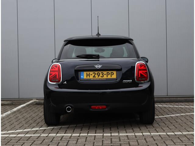 Mini COOPER 3-Deurs 1.5 Chili | H/K | Head-up | Trekhaak | Leder | Org. NL