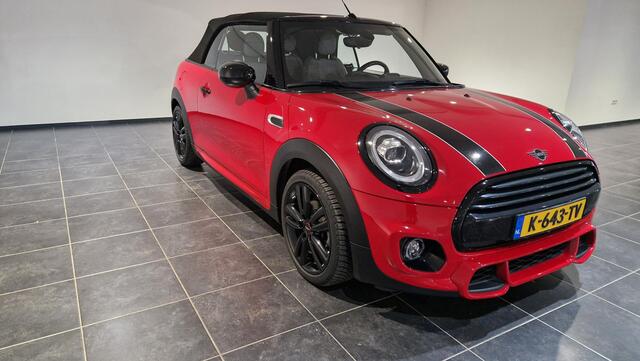 Mini COOPER Cabrio 1.5 Sidewalk Edition | Navigatie | Halflederen interieur | Keyless entry | Stoelverwarming |