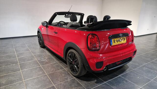 Mini COOPER Cabrio 1.5 Sidewalk Edition | Navigatie | Halflederen interieur | Keyless entry | Stoelverwarming |