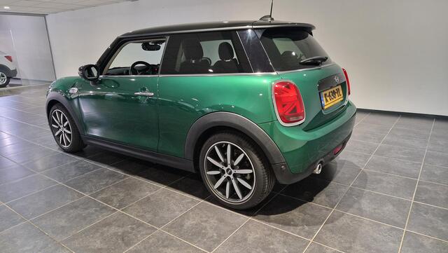 Mini COOPER 3-Deurs 1.5 Chili | Navigatie | Camera | Stoelverwarming voor | PDC voor + achter |