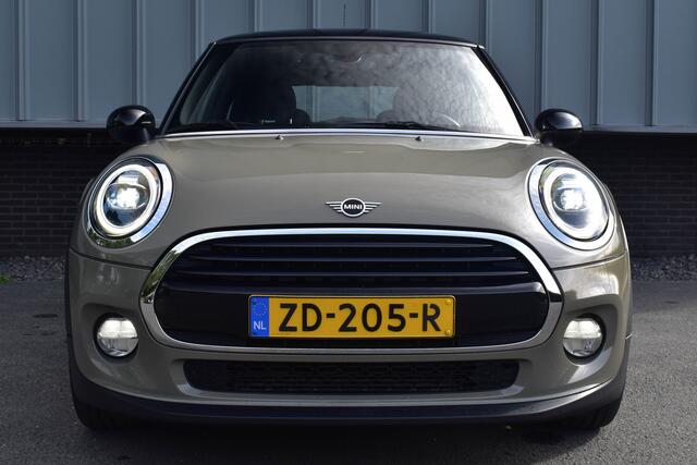 Mini COOPER 3-Deurs 1.5 Chili | Xenon | Carplay | Navi | Sportstoelen