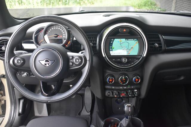 Mini COOPER 3-Deurs 1.5 Chili | Xenon | Carplay | Navi | Sportstoelen