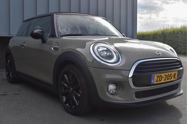 Mini COOPER 3-Deurs 1.5 Chili | Xenon | Carplay | Navi | Sportstoelen
