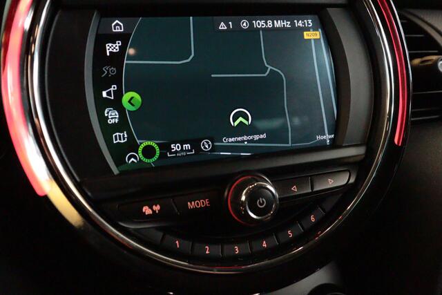 Mini COOPER 5-Deurs 1.5 Business Edition | 5 DRS | NAVI | AIRCO | PDC ACHTER | CRUISE |