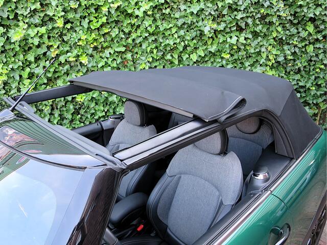 Mini COOPER Cabrio 1.5 Classic F57 LCI2 aut met Navi, A.cam, Head-up, Apple CP, DAB en 16"