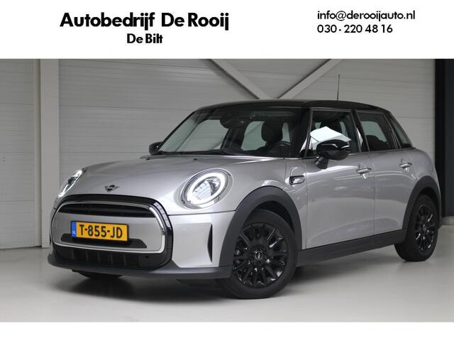Mini COOPER 5-Deurs 1.5 Camden Edition Automaat | Navigatie | PDC | Cruise Control