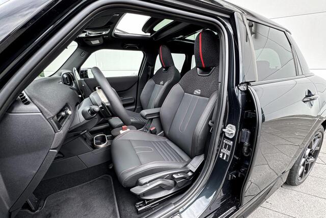 Mini COOPER 5-Deurs 1.5 C John Cooper Works XL