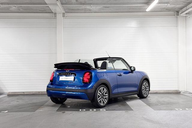 Mini COOPER Cabrio C Favoured | Pakket M |