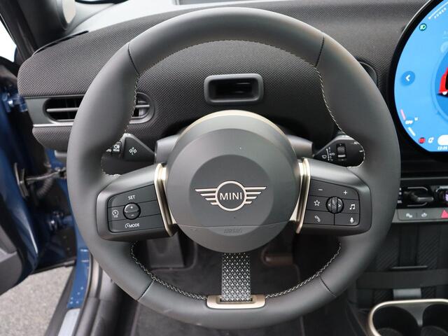 Mini COOPER 5-Deurs 1.5 C Favoured M