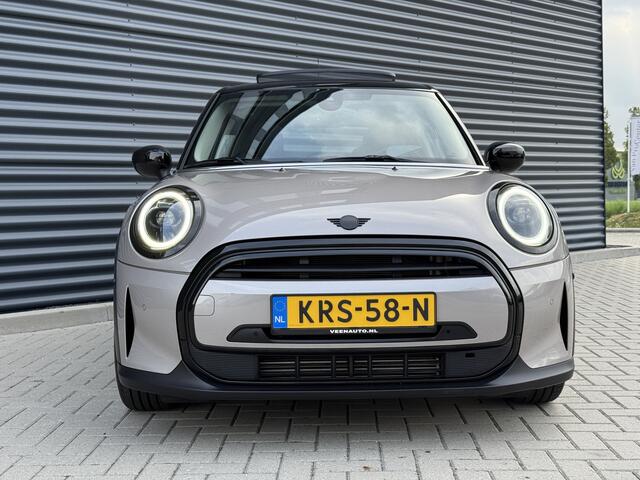 Mini COOPER 5-Deurs 1.5 Pano/Leder/Apple/Camera