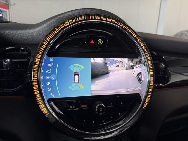 Mini COOPER 5-Deurs 1.5 Pano/Leder/Apple/Camera