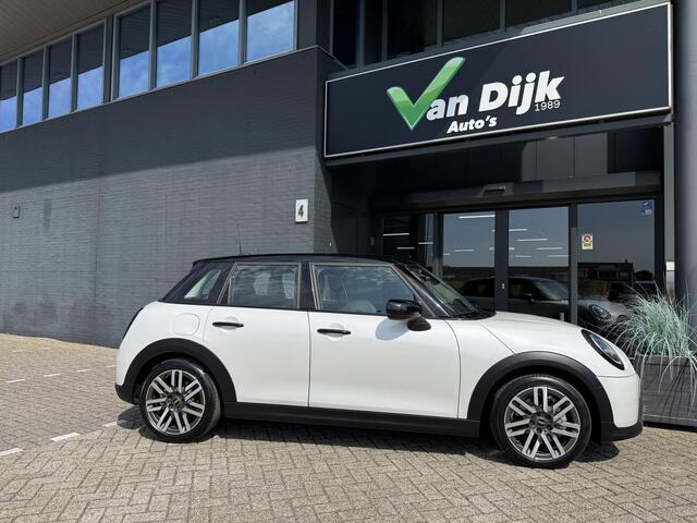 Mini COOPER 5-Deurs 1.5 C Classic S Navi Camera Pdc Head-Up Alarm