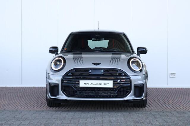 Mini COOPER 5-Deurs 1.5 C John Cooper Works XL | Pano-dak | Harman Kardon | Elektrische stoelen met geheugen | Head-up display | Comfortacces | Stoelverwarming