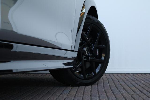 Mini COOPER 5-Deurs 1.5 C John Cooper Works XL | Pano-dak | Harman Kardon | Elektrische stoelen met geheugen | Head-up display | Comfortacces | Stoelverwarming