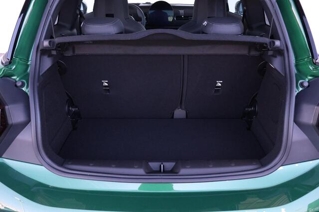 Mini COOPER 3-Deurs 1.5 C Blackyard | Pano-dak | Harman Kardon | Elektrische stoelen met geheugen | Head-up display | Comfortacces | Stoelverwarming