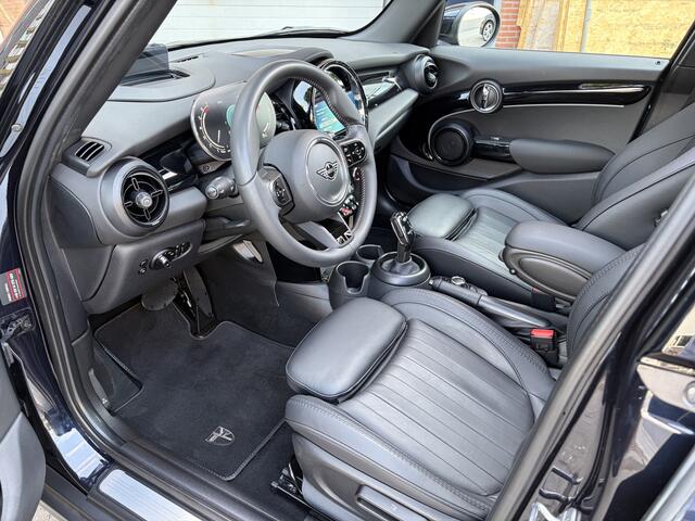 Mini COOPER 5-Deurs 1.5 Yours pano, nappa leder