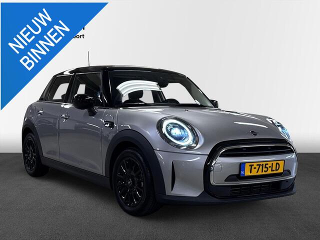 Mini COOPER 5-Deurs 1.5 Camden Edition Automaat
