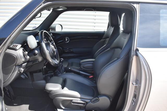 Mini COOPER 1.5 COOPER BUSINESS EDITION / DEALERONDERHOUDEN / CARPLAY / JCW VELGEN