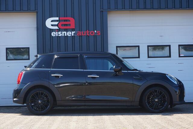 Mini COOPER 5-Deurs 1.5 Business Edition | FULL LED | HEADUP DISP. | SPORTSTOELEN | STOELVERW. | CAMERA |
