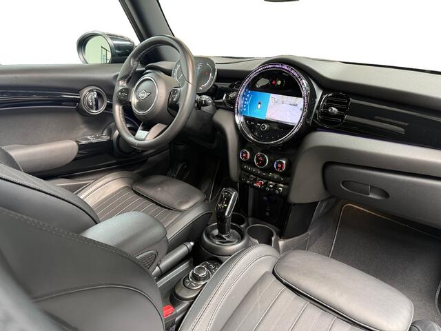 Mini COOPER 3-Deurs 1.5 MINI Yours I Panoramadak I Stoelverwarming I Cruise I Head-Up Display I Camera I CarPlay I Navi I