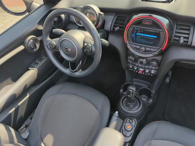 Mini COOPER Cabrio 1.5 136pk Automaat Business / Navigatie / Camera / Harman&Kardon