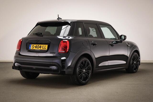 Mini COOPER 5-Deurs 1.5 Camden Edition | DRAADLOZE LADER | DAB | APPLE | CAMERA