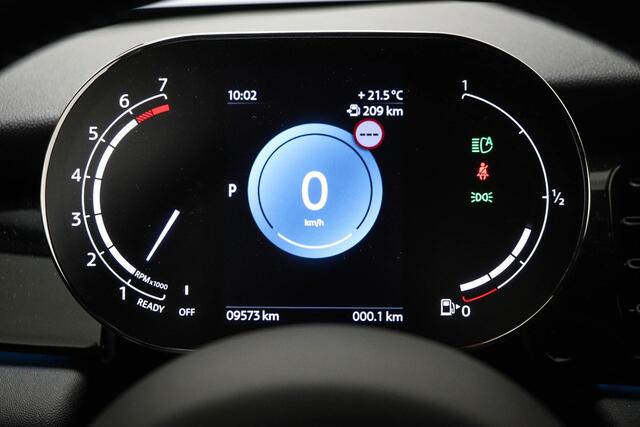 Mini COOPER 5-Deurs 1.5 Camden Edition | DRAADLOZE LADER | DAB | APPLE | CAMERA