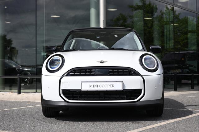 Mini COOPER Hatchback C Automaat / Classic / Pakket M / 17" U-Spoke grey