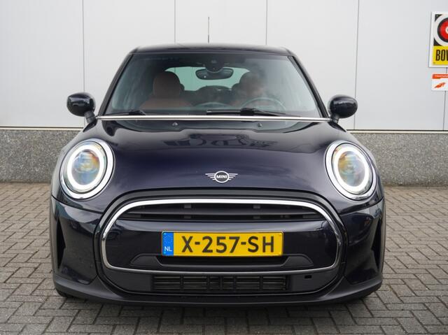 Mini COOPER 5-Deurs 1.5 Camden Leder | CarPlay | Goed onderhouden | Clima