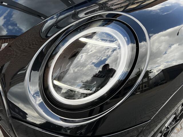 Mini COOPER 5-Deurs 1.5 C John Cooper Works M / JCW / PANO / CAMERA / CARPLAY