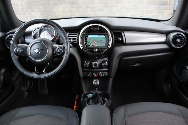 Mini COOPER 1.5 Cooper / LED / Carplay / Keyless / N.A.P.