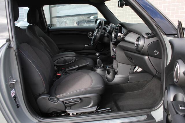 Mini COOPER 1.5 Cooper / LED / Carplay / Keyless / N.A.P.