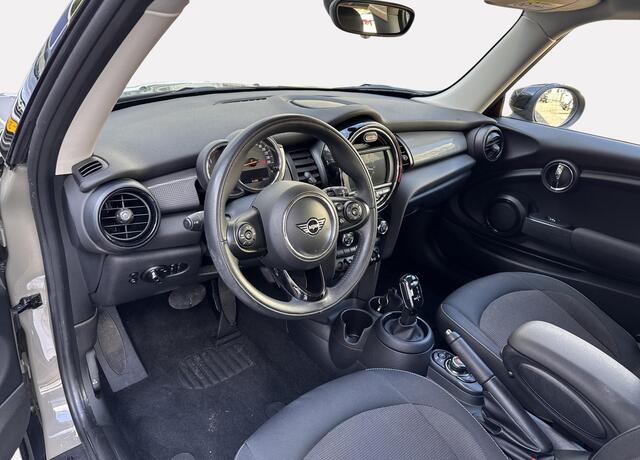 Mini COOPER 3-Deurs 1.5 - Automaat