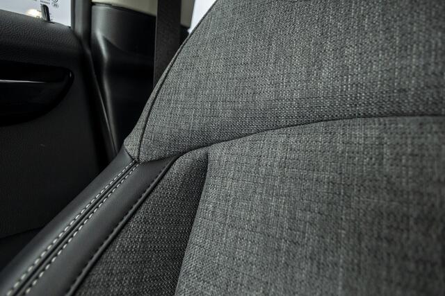 Mini COOPER 3-Deurs 1.5 Camden Edition | Carplay | NL auto