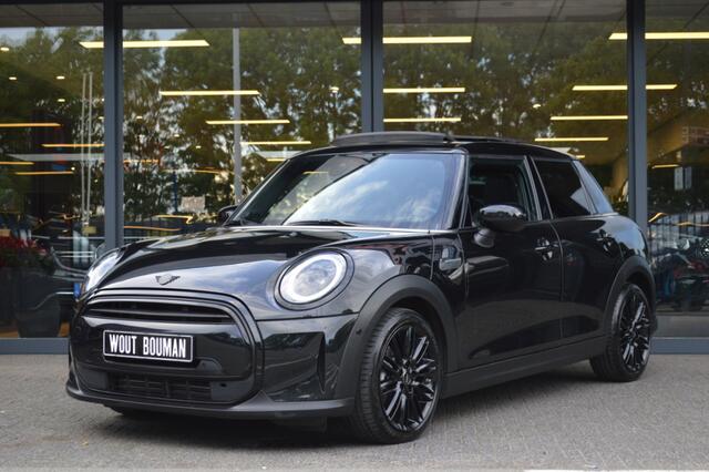 Mini COOPER 5-Deurs 1.5 Aut. Led Leder Panorama Camera Harman/Kardon Head-Up Pdc