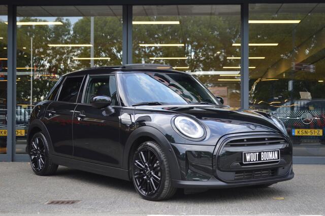 Mini COOPER 5-Deurs 1.5 Aut. Led Leder Panorama Camera Harman/Kardon Head-Up Pdc