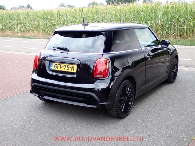 Mini COOPER 3-Deurs 1.5 HEAD-UP / SPORTSTOEL