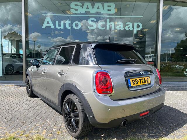 Mini COOPER 5-Deurs 1.5 Serious Business | Rijklaar incl garantie | Keyless entry Parkeersensoren Sportstoel LED