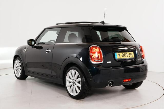 Mini COOPER 3-Deurs 1.5 Chili | Pano | Leder | Stl. verw. | PDC | Sportstoelen |